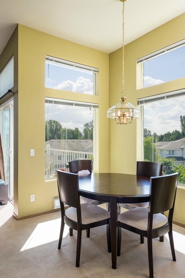 22020 41st Place S unit 304, Kent, WA 98032 - photo 5