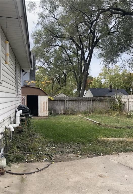 414 E Sheridan Ave, Des Moines, IA 50313 - photo 3