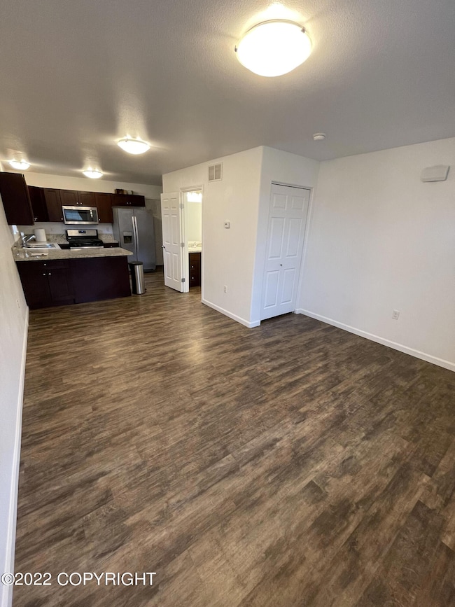 2145 S Valley Loop Rd (31)