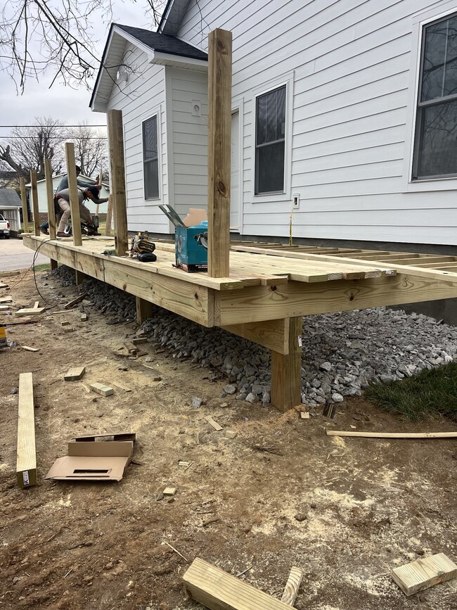 609 S Main St, Mount Pleasant, TN 38474 - photo 5