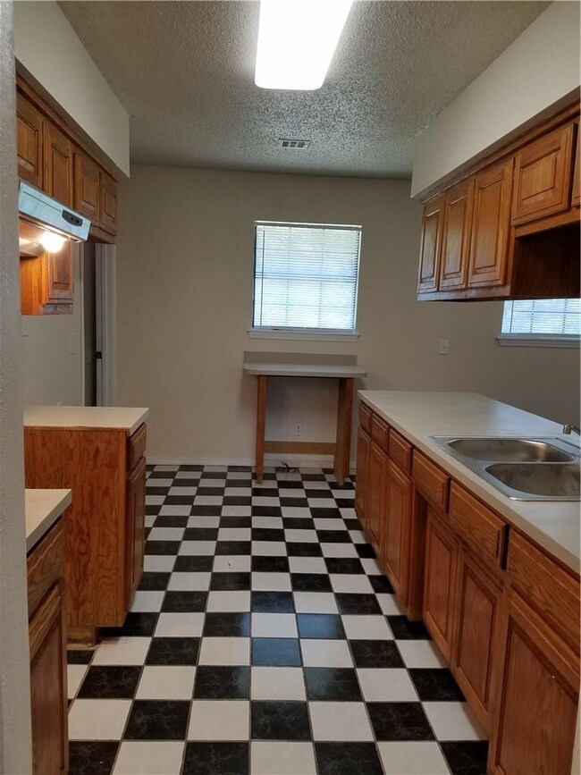 43 Judy Dr, Bella Vista, AR 72715 - photo 7