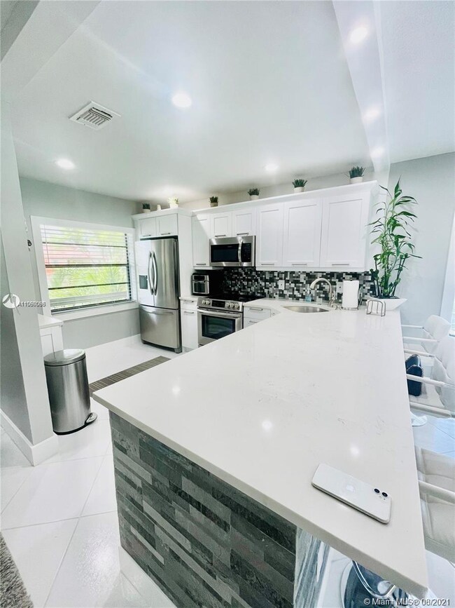 9205 Pecky Cypress Ln unit 802, Boca Raton, FL 33428 - photo 2