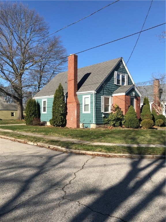 45 Community Dr, Cranston, RI 02905 - photo 2