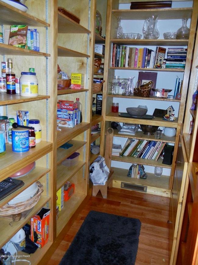 353 Wyndham Dr, Cresco, PA 18326 - photo 7