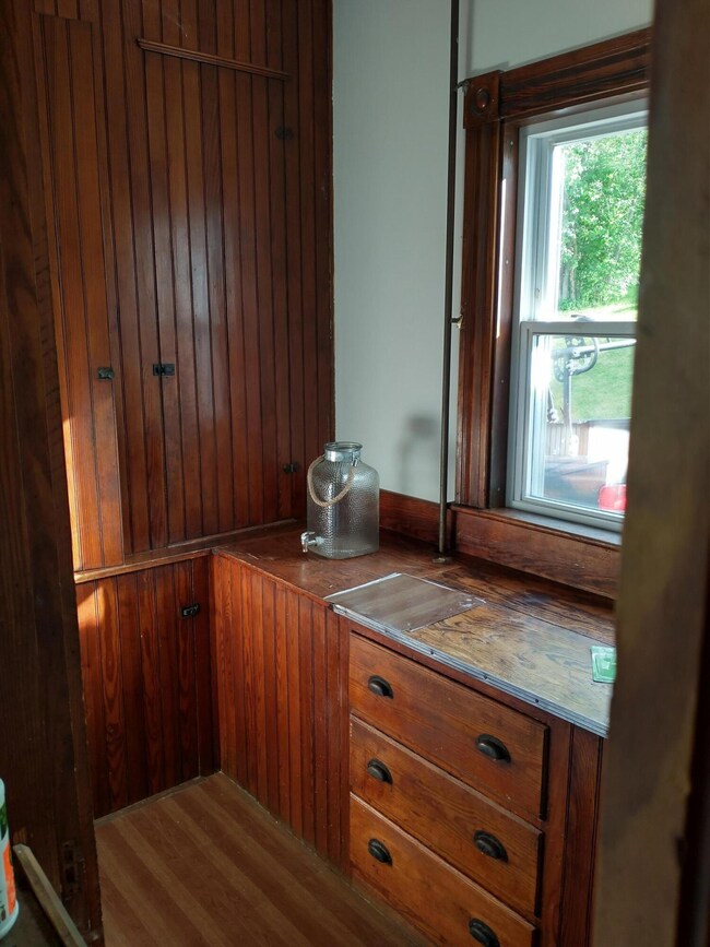 84 Grove St, Dexter, ME 04930 - photo 4