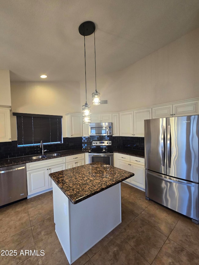 2520 E Granite View Dr, Phoenix, AZ 85048 - photo 2