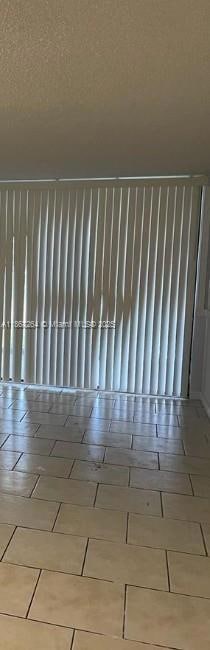 212 Lake Pointe Dr unit 205, Oakland Park, FL 33309 - photo 4