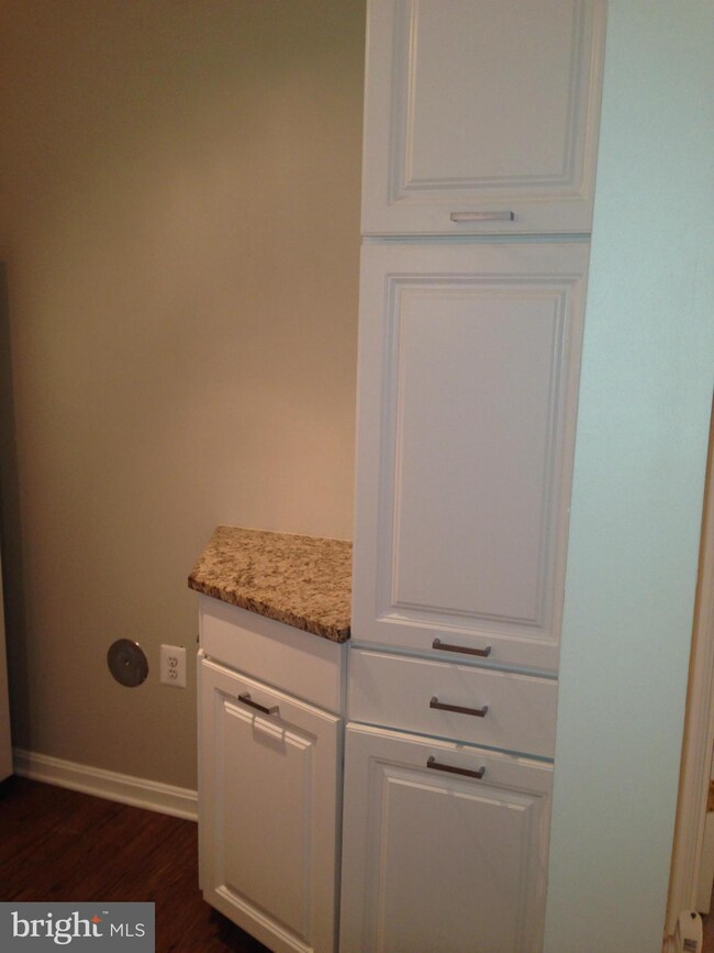 18825 Sparkling Water Dr, Germantown, MD 20874 - photo 4