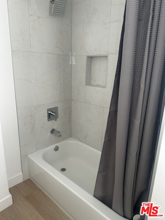 228 S Doheny Dr unit 6, Beverly Hills, CA 90211 - photo 6