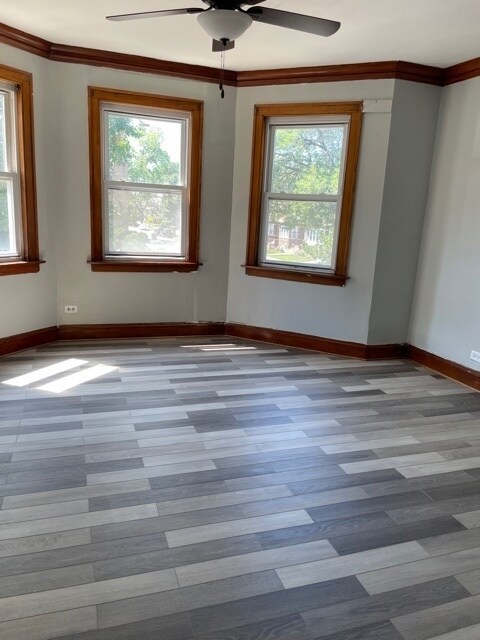 5358 W Wellington Ave unit 2, Chicago, IL 60641 - photo 2