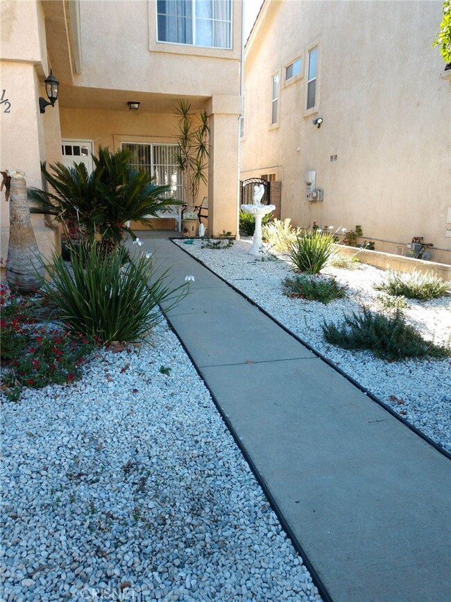 13630 1/2 Dronfield Ave, Sylmar, CA 91342 - photo 3