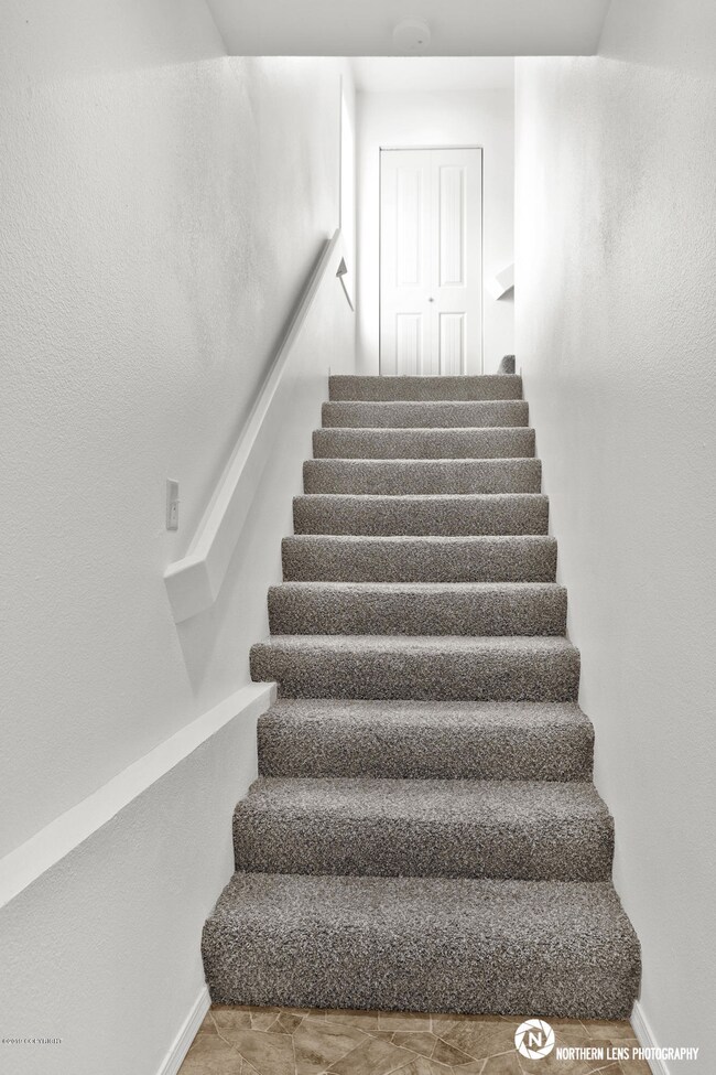 7_EntryStairway