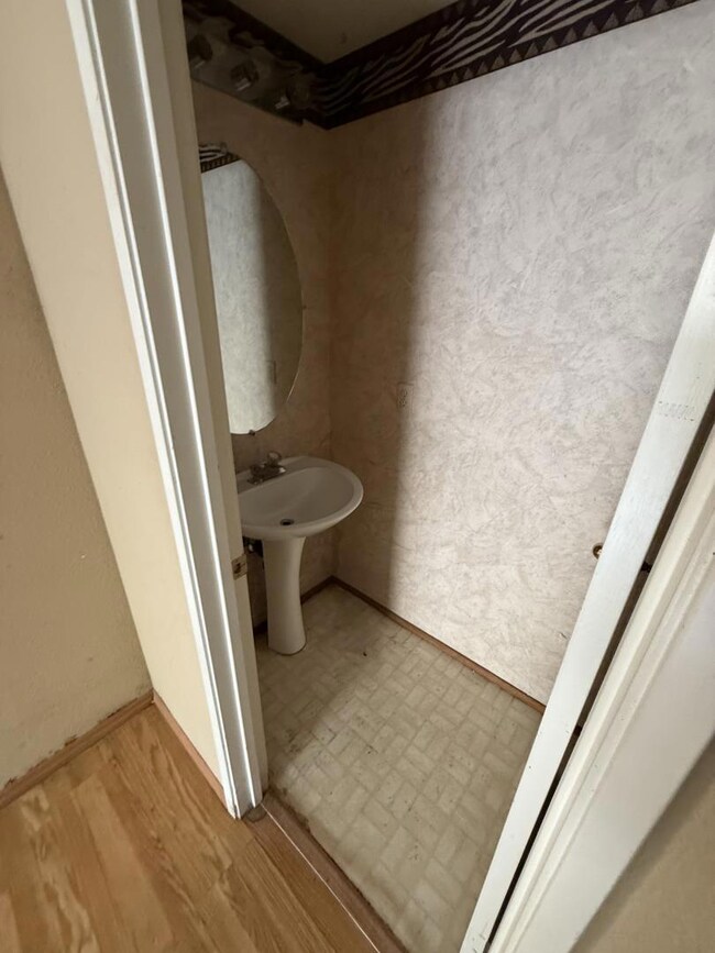 370 Carousel Dr, Vallejo, CA 94589 - photo 6