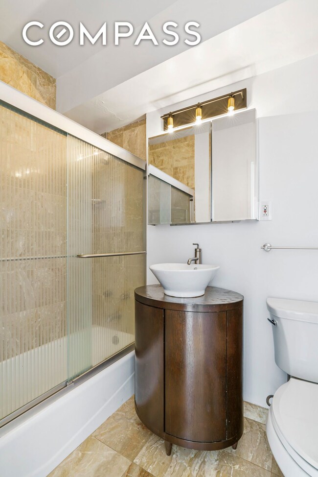 166 E 63rd St unit 7A, New York, NY 10065 - photo 7