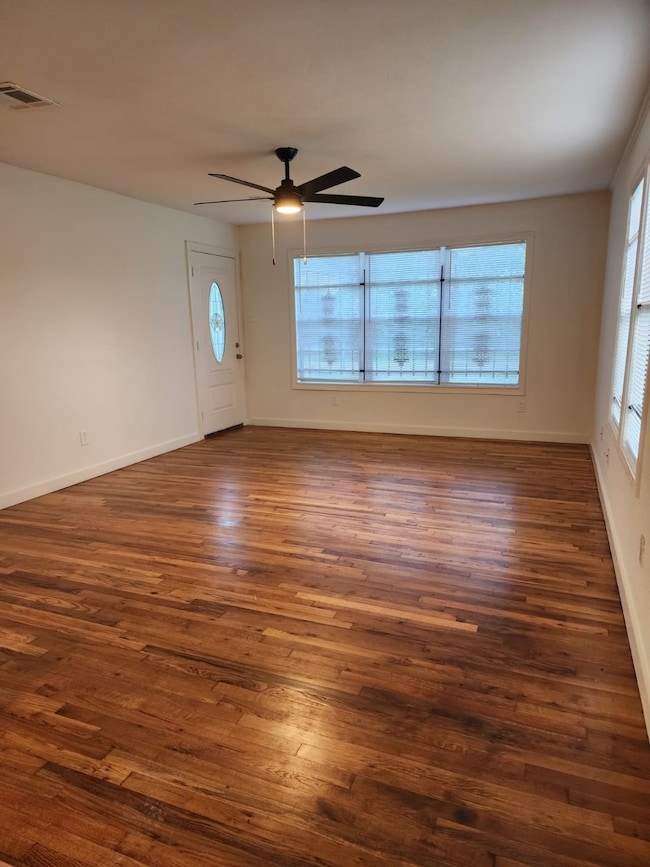 5309 Ricky St, Houston, TX 77033 - photo 3