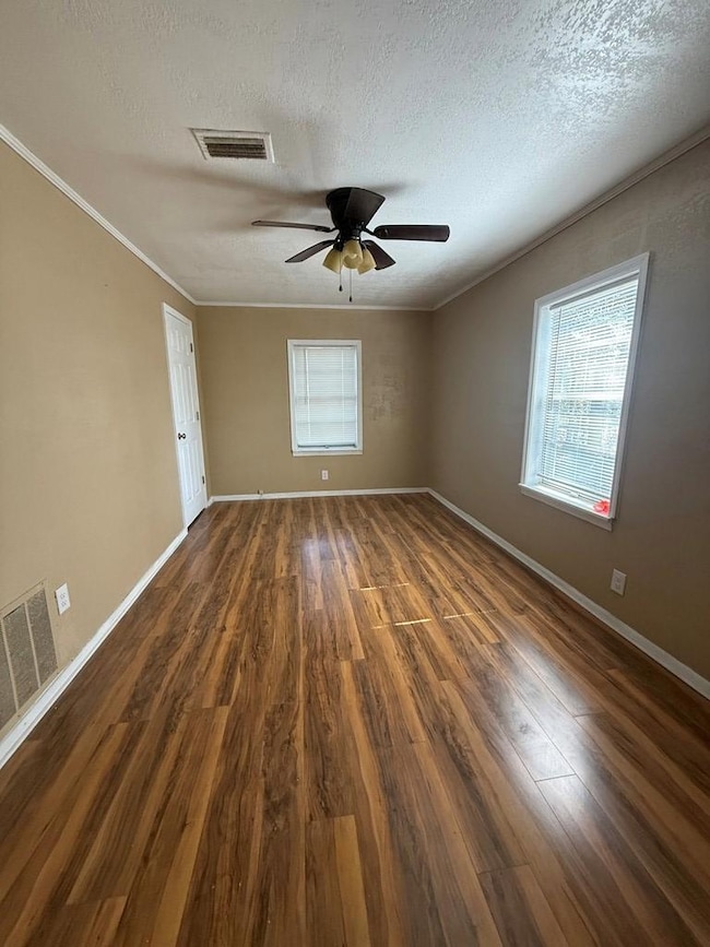 508 Pine St, Douglas, GA 31533 - photo 7