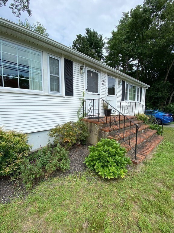 312 Forest Street - Unit A & B, Rockland, MA 02370 - photo 3