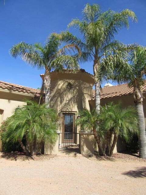 Front Entryway