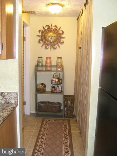 8487 Middle Run Dr, Springfield, VA 22153 - photo 4