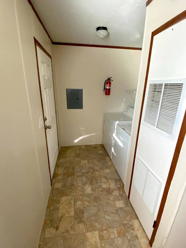 1907 Borman Ct unit 92, Milford, MI 48381 - photo 7