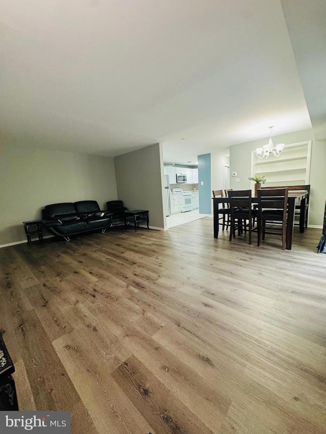 218 Locust St SE unit 143, Vienna, VA 22180 - photo 3