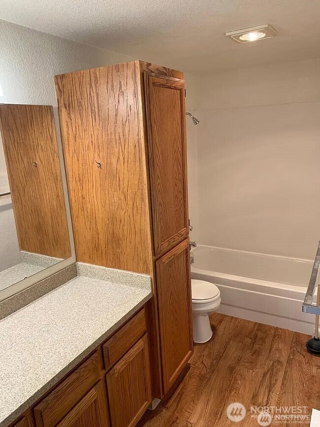 5229 Fauntleroy Way SW, Seattle, WA 98136 - photo 7