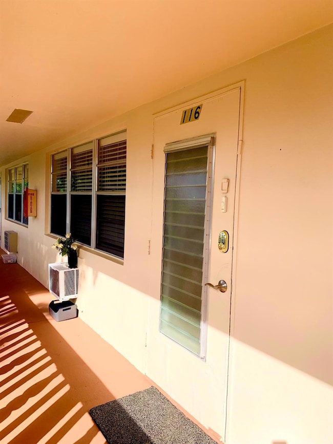 116 Canterbury E unit 1160, West Palm Beach, FL 33417 - photo 4