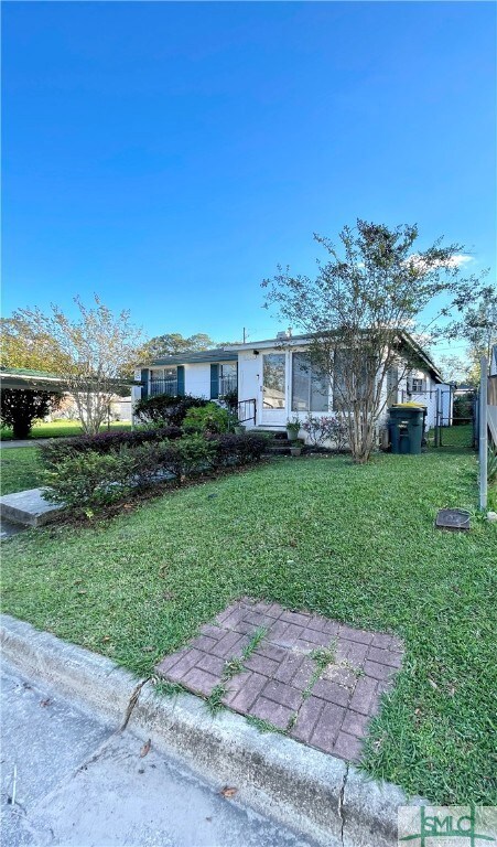 1229 E Bolton St, Savannah, GA 31404 - photo 3