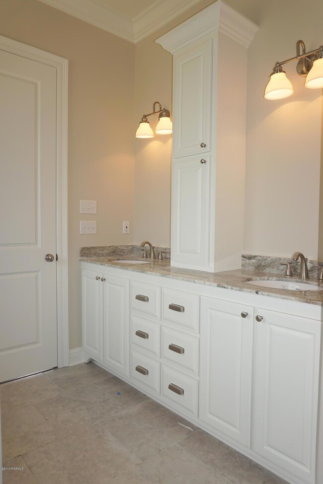 412 Wetgrass master bath1