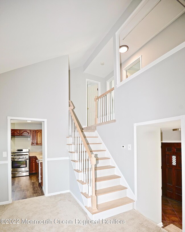 116 Dawn Dr, Port Reading, NJ 07064 - photo 6