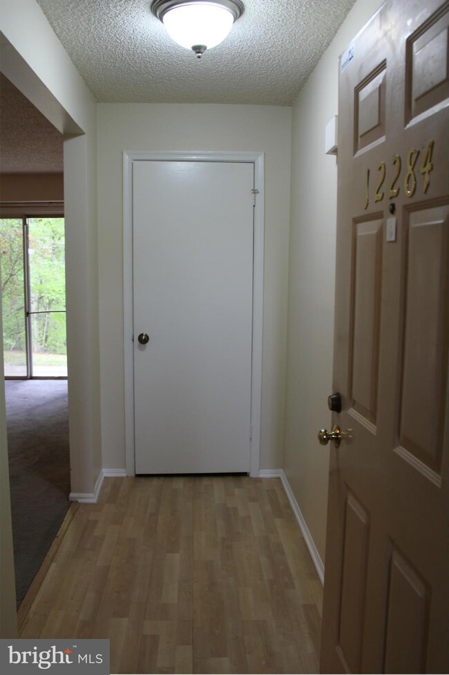 12284 Stevenson Ct unit 12284, Woodbridge, VA 22192 - photo 2
