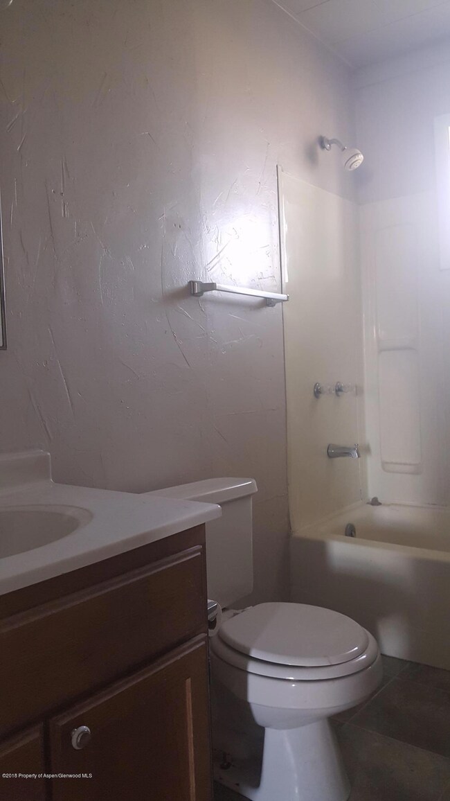 421 Russell St, Craig, CO 81625 - photo 5