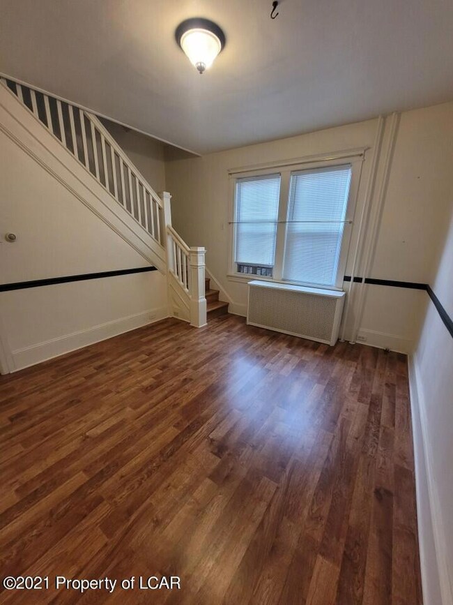 Dining Rm