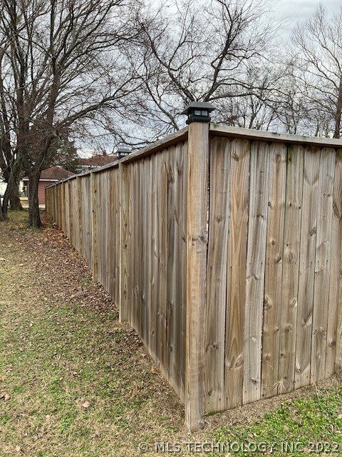 Privacy fence with solar lights