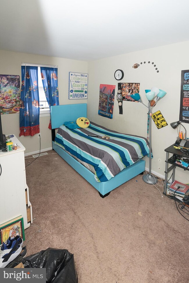 6451 Lamplighter Ridge, Glen Burnie, MD 21061 - photo 7