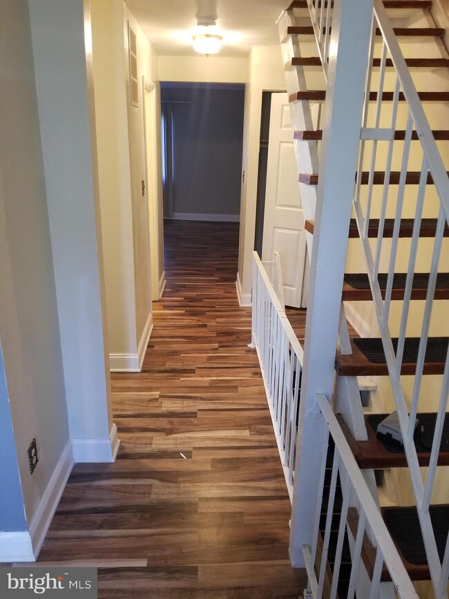 124 Daimler Dr unit 2, Capitol Heights, MD 20743 - photo 3