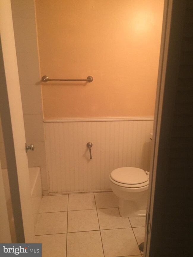 2239 Castle Rock Square unit 2B, Reston, VA 20191 - photo 7