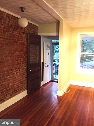 1325 N Clayton St, Wilmington, DE 19806 - photo 2