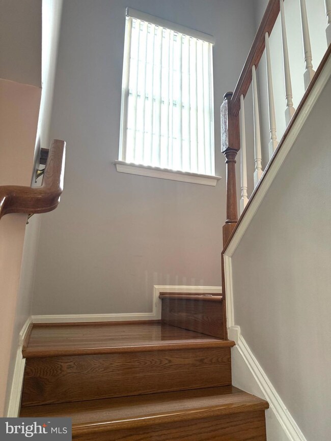 4308 Walsh Way, Woodbridge, VA 22193 - photo 4