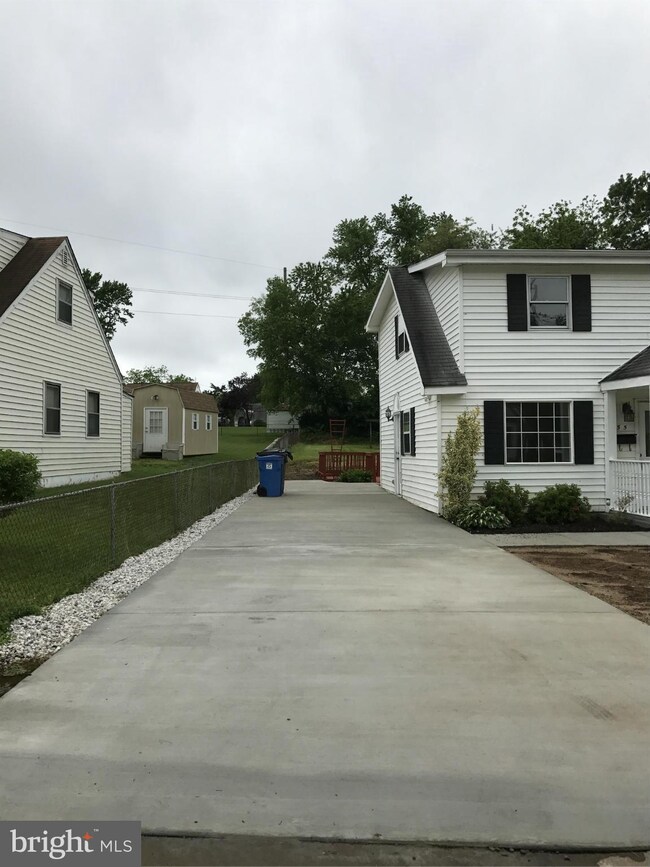 155 Polk Dr, Manassas Park, VA 20111 - photo 2