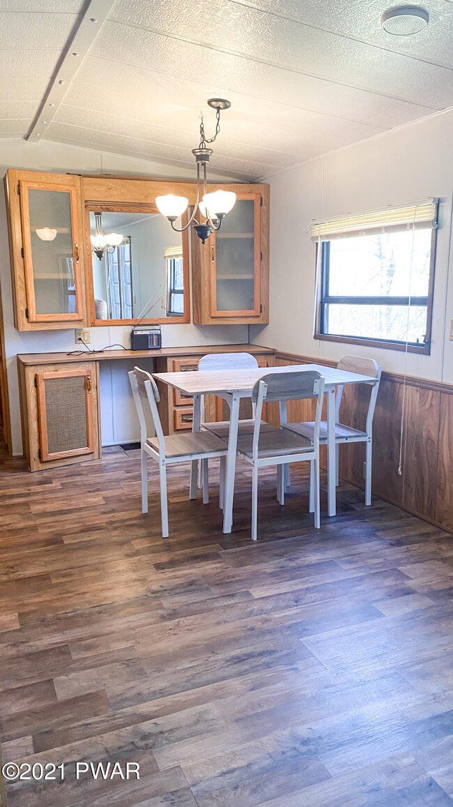 126 Cindy Ln, Paupack Township, PA 18428 - photo 7