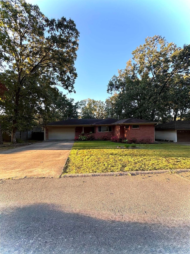 7303 Briarwood Dr, Little Rock, AR 72205 - photo 2