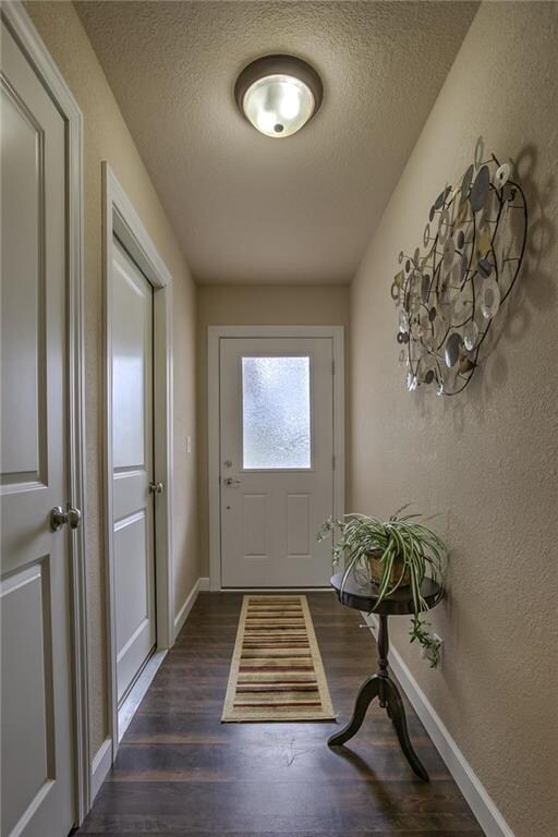 235 Pointe Ln, Raymore, MO 64083 - photo 4