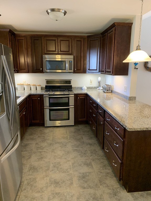 115 Elm St unit 22A, Hatfield, MA 01038 - photo 3