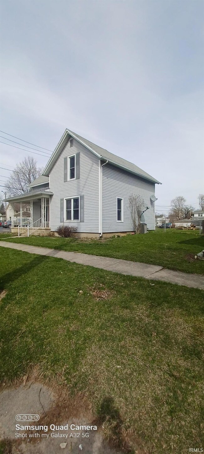 212 Center St, Auburn, IN 46706 - photo 3