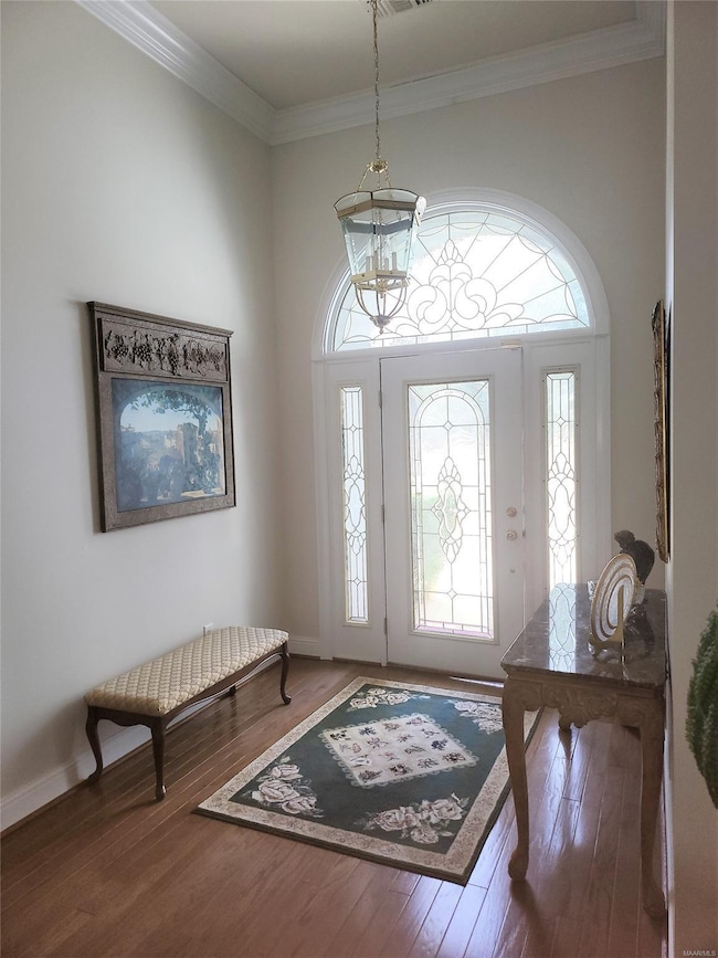 Open and inviting foyer.