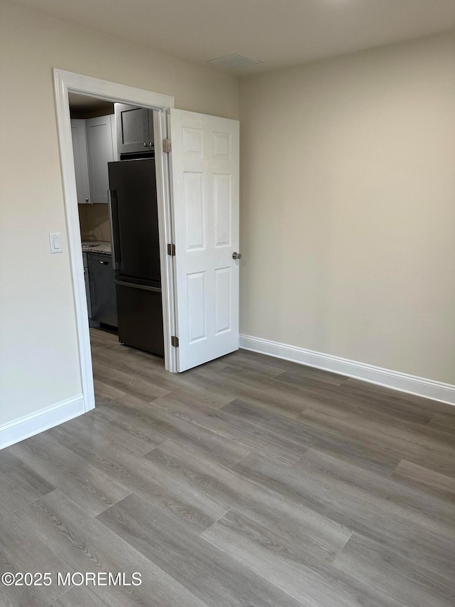 77 Memorial Pkwy unit 3, Atlantic Highlands, NJ 07716 - photo 4