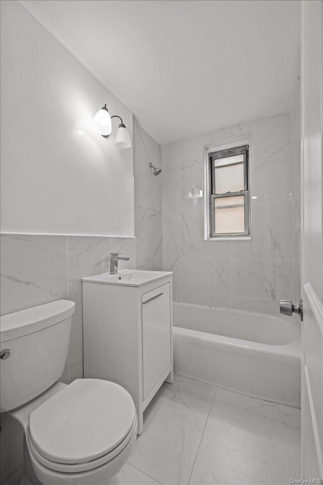 Pelham South unit 4G, Bronx, NY 10462 - photo 7