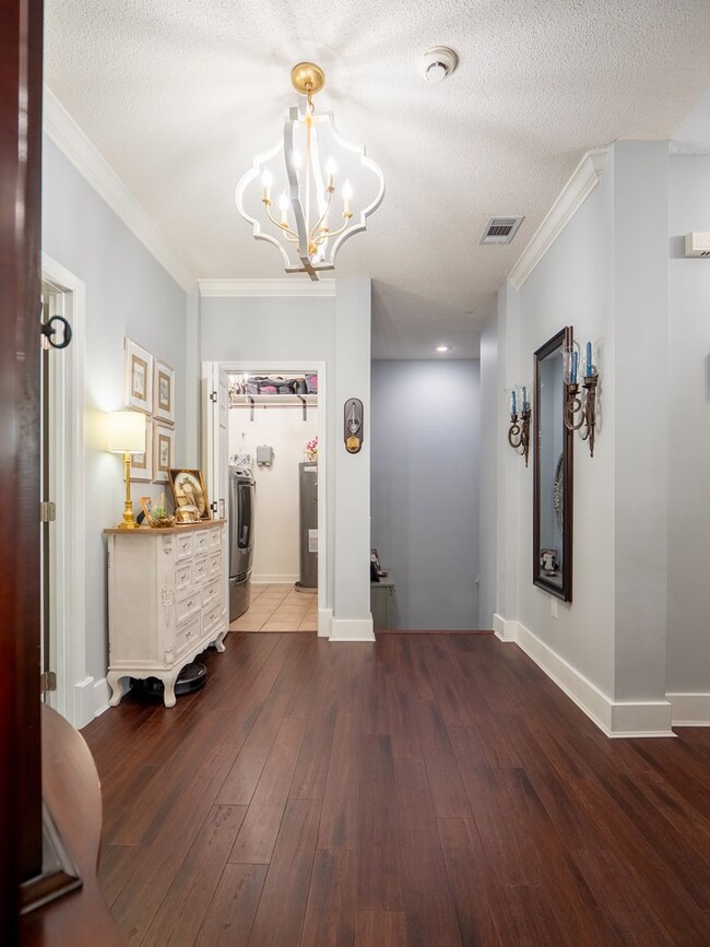 2502B Jerry Jones Dr unit 1, Valdosta, GA 31602 - photo 3