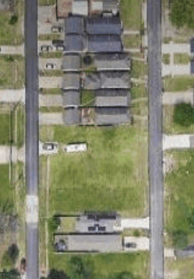 7845 Dyer St, Houston, TX 77088 - photo 7